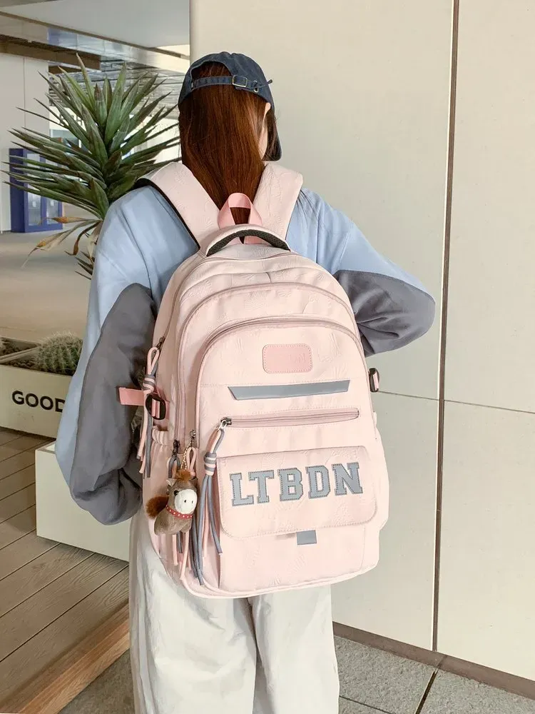 Tas Ransel Wanita Bahan Nylon Polos Warna Hitam Bentuk Kotak Tali Lebar Dengan Gantungan