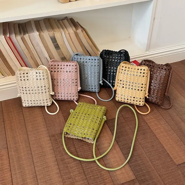 Tas Selempang Wanita Bahan PU Sintetis Tekstur Anyam Warna Hitam Bentuk Kotak untuk Reseller