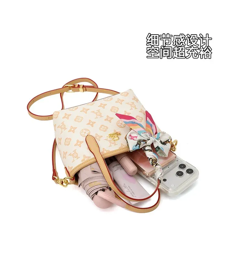 Tas Selempang Wanita Bahan PU Sintetis Motif Print Bentuk Kotak Tali Panjang Model Import