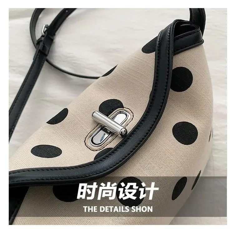 Tas Selempang Wanita Bahan PU Sintetis Motif Polkadot Warna Hitam Bentuk Resleting Grosir