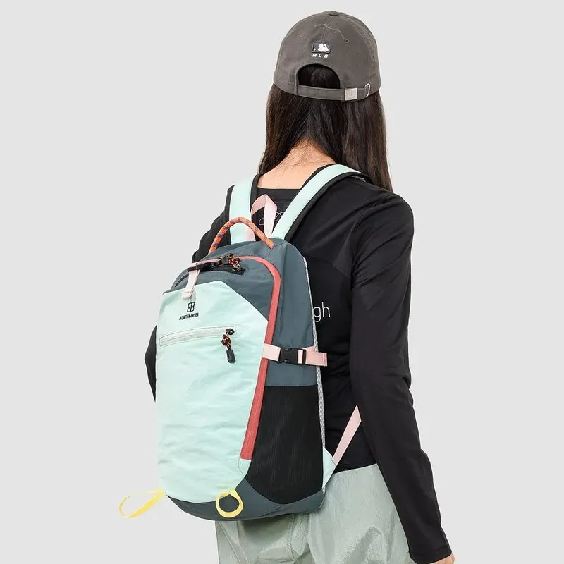 Tas Ransel Wanita Bahan Nylon Warna Hitam Resleting Warna Cokelat Grosir Import