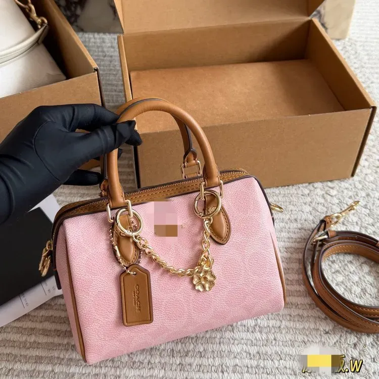 Tas Selempang Wanita Bahan PU Sintetis Polos Warna Pink Bentuk Kotak Tali Model Minimalis