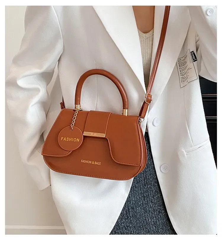 Tas Selempang Wanita Bahan PU Sintetis Polos Bentuk Kotak Tali Panjang Resleting Model Import
