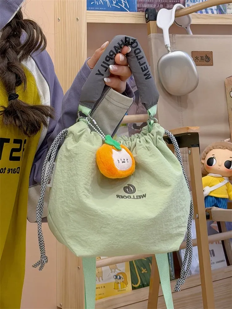 Tas Bucket Wanita Bahan Nylon Polos Warna Putih Bentuk Bucket Tali Panjang Grosir Import