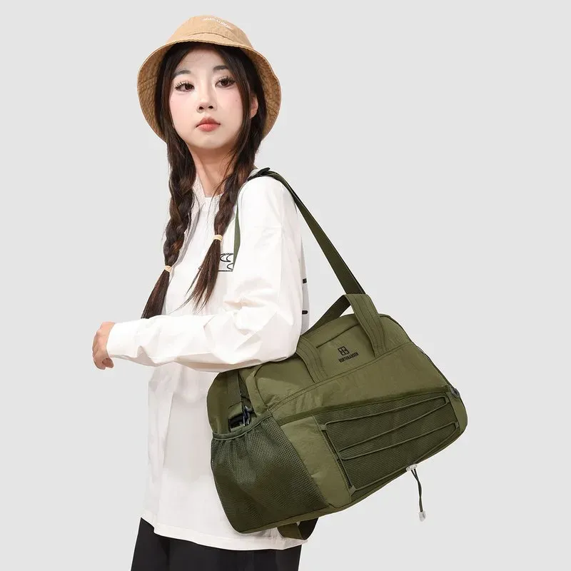 Tas Selempang Wanita Bahan Nylon Polos Bentuk Kotak Tali Serut Resleting Grosir Import
