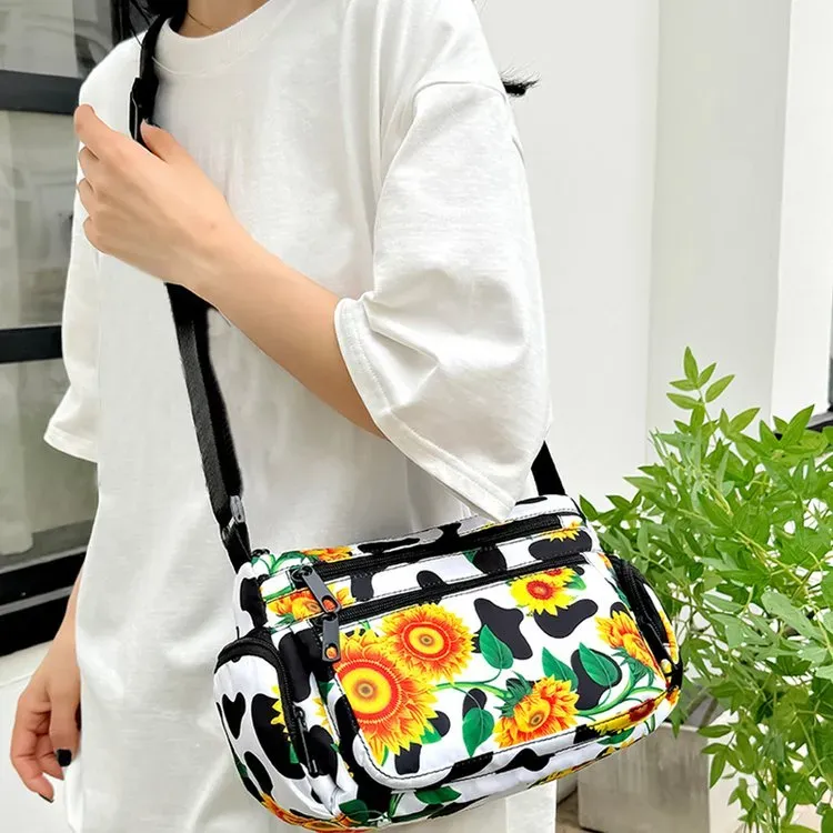Tas Selempang Wanita Bahan Nylon Motif Floral Warna Hitam Bentuk Kotak Tali Grosir Import