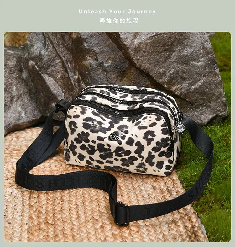 Tas Selempang Wanita Bahan Nylon Motif Polkadot Warna Merah Bentuk Kotak Tali Grosir Import