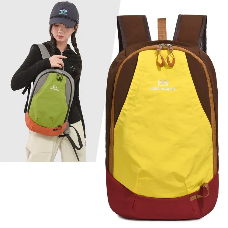 Tas Ransel Wanita Bahan Nylon Warna Hitam Resleting Fashion Grosir Import