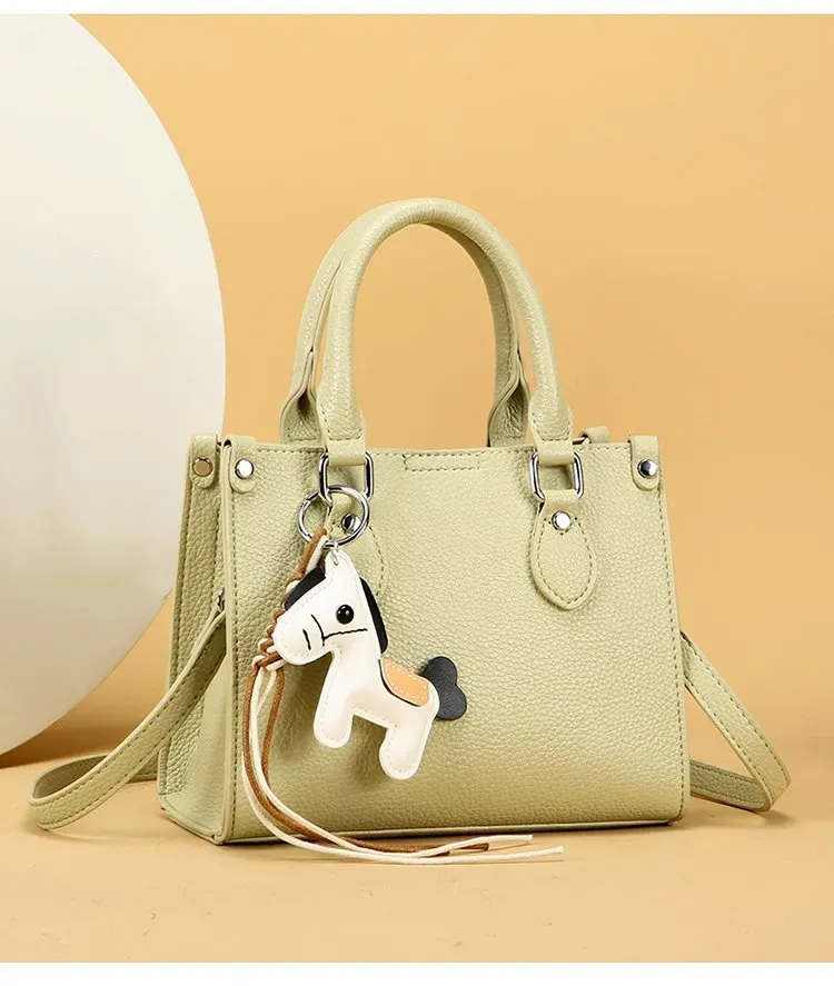 Tas Selempang Wanita Bahan Kain Polos Warna Hitam Bentuk Kotak Tali Panjang Resleting Grosir