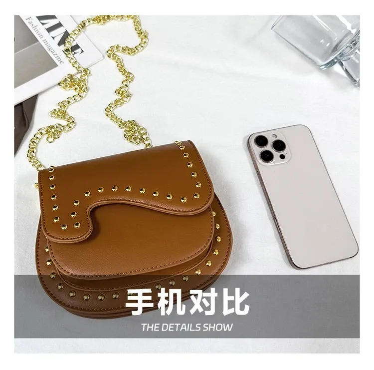Tas Selempang Wanita Bahan PU Sintetis Polos Warna Hitam Bentuk Crescent Tali Grosir Import