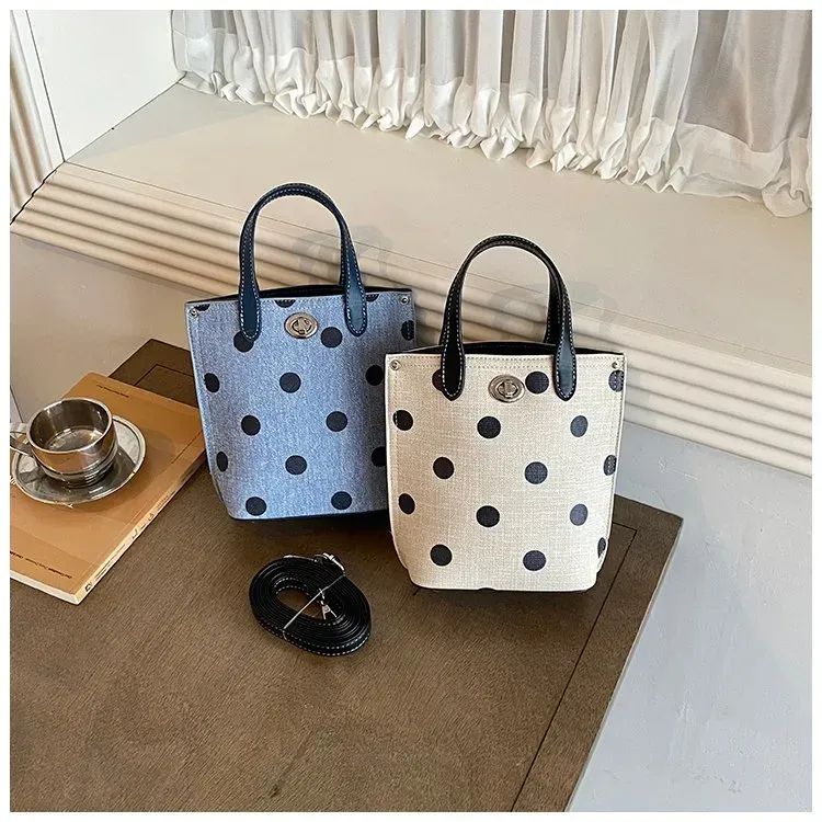 Tas Selempang Wanita Bahan PU Sintetis Motif Polkadot Bentuk Kotak Tali Panjang untuk Toko