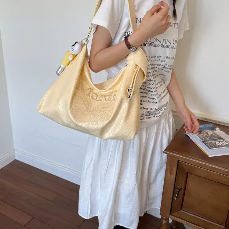 Tas Selempang Wanita Bahan PU Sintetis Model Quilted Model Hobo Tali Lebar Grosir Import