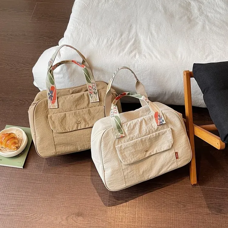 Tas Selempang Wanita Bahan Nylon Motif Print Bentuk Crescent Tali Lebar Resleting Grosir Import
