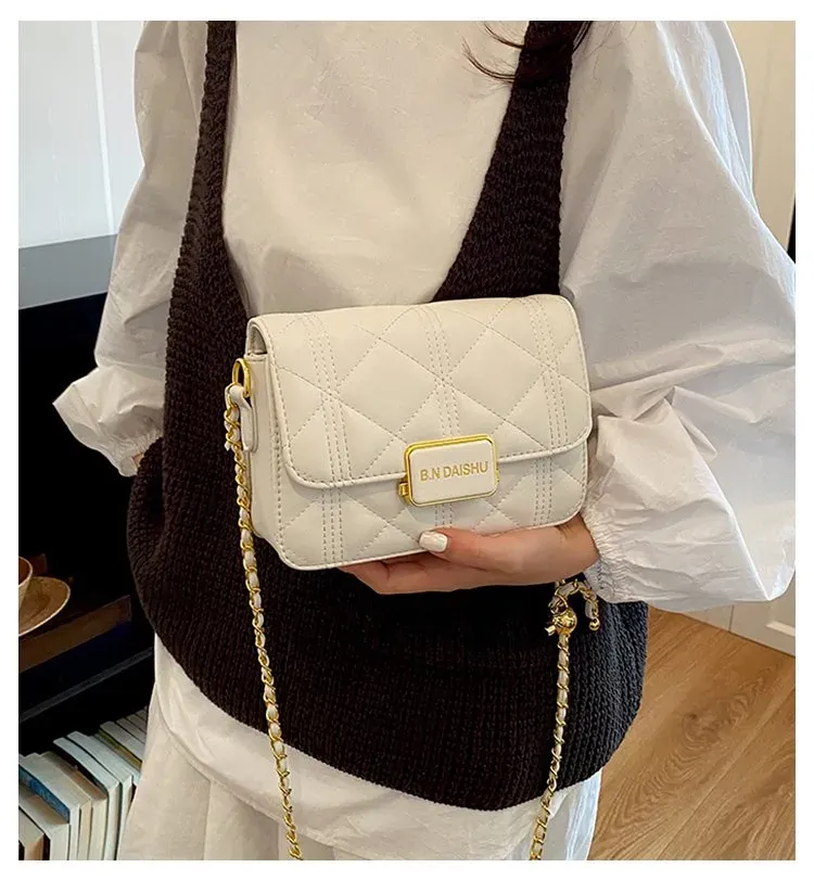 Tas Selempang Wanita Bahan PU Sintetis Model Quilted Warna Putih Bentuk Kotak Harga Grosir