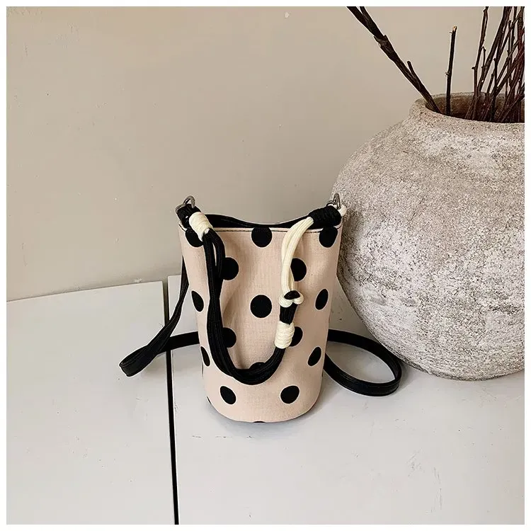 Tas Bucket Wanita Bahan PU Sintetis Motif Polkadot Bentuk Bucket Tali Panjang Grosir Import