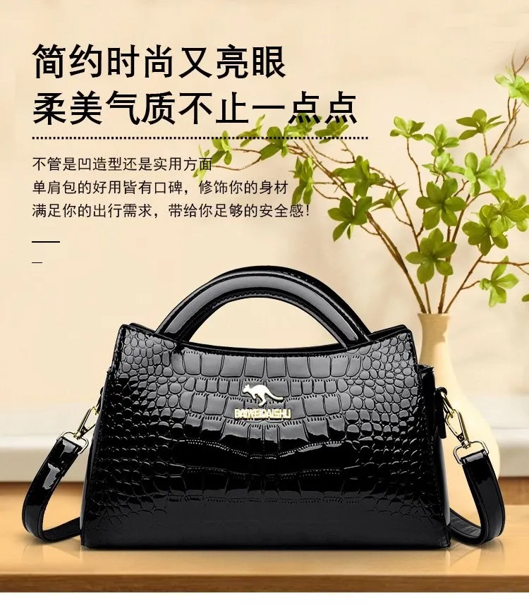 Tas Selempang Wanita Bahan PU Sintetis Motif Print Warna Hitam Bentuk Kotak Tali Model Import