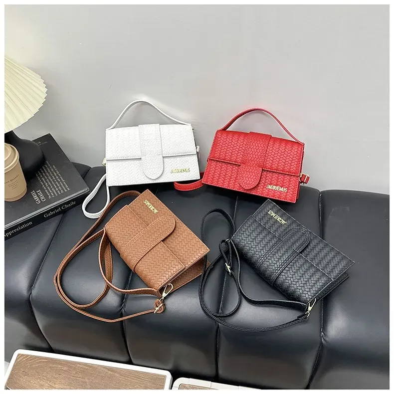 Tas Selempang Wanita Bahan PU Sintetis Motif Print Warna Putih Bentuk Kotak Tali Koleksi