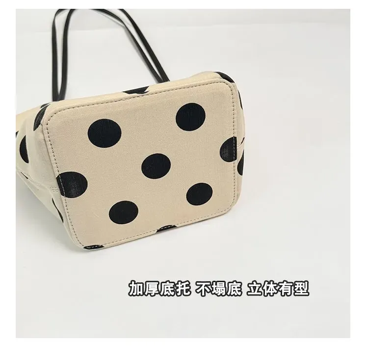 Tas Selempang Wanita Bahan PU Sintetis Motif Polkadot Warna Putih Bentuk Kotak Resleting