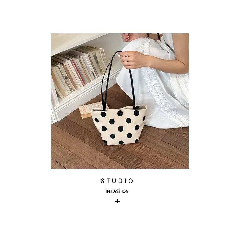 Tas Selempang Wanita Bahan PU Sintetis Motif Polkadot Warna Putih Bentuk Kotak Resleting