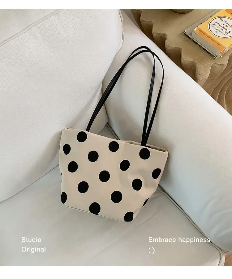 Tas Selempang Wanita Bahan PU Sintetis Motif Polkadot Warna Putih Bentuk Kotak Resleting