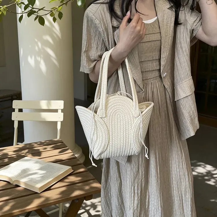 Tas Selempang Wanita Bahan PU Sintetis Polos Warna Beige Bentuk Kotak Tali Katalog Grosir