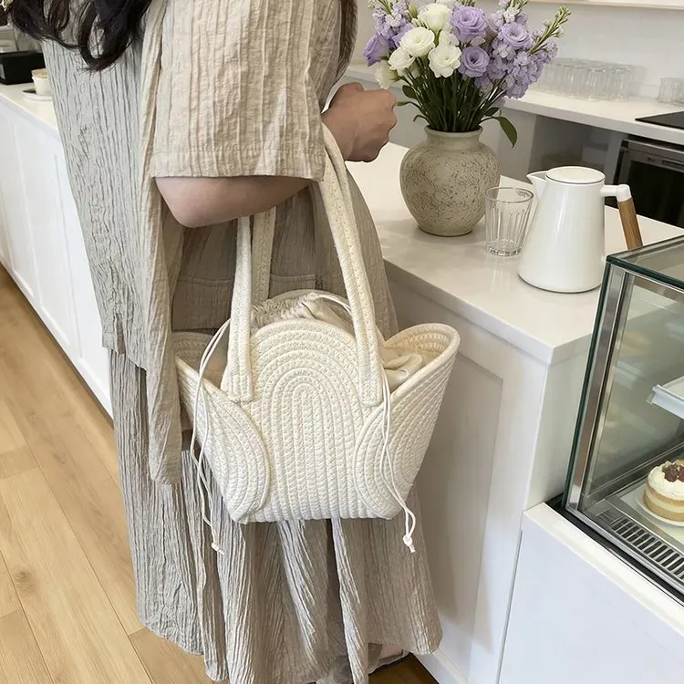 Tas Selempang Wanita Bahan PU Sintetis Polos Warna Beige Bentuk Kotak Tali Katalog Grosir