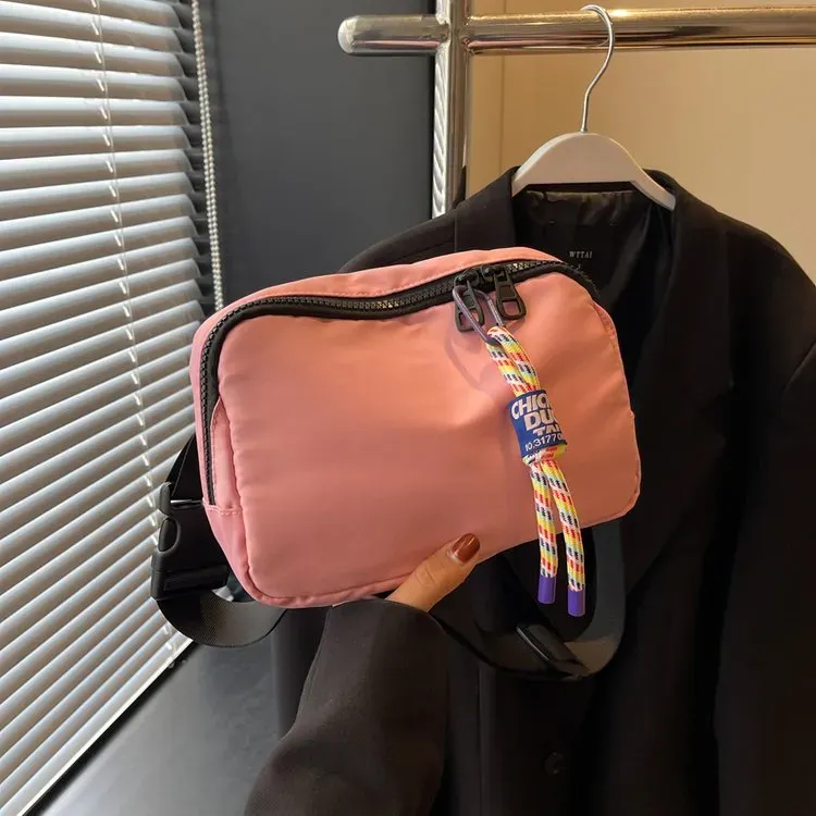 Tas Selempang Wanita Bahan Nylon Polos Warna Pink Bentuk Kotak Tali Panjang Pilihan Reseller