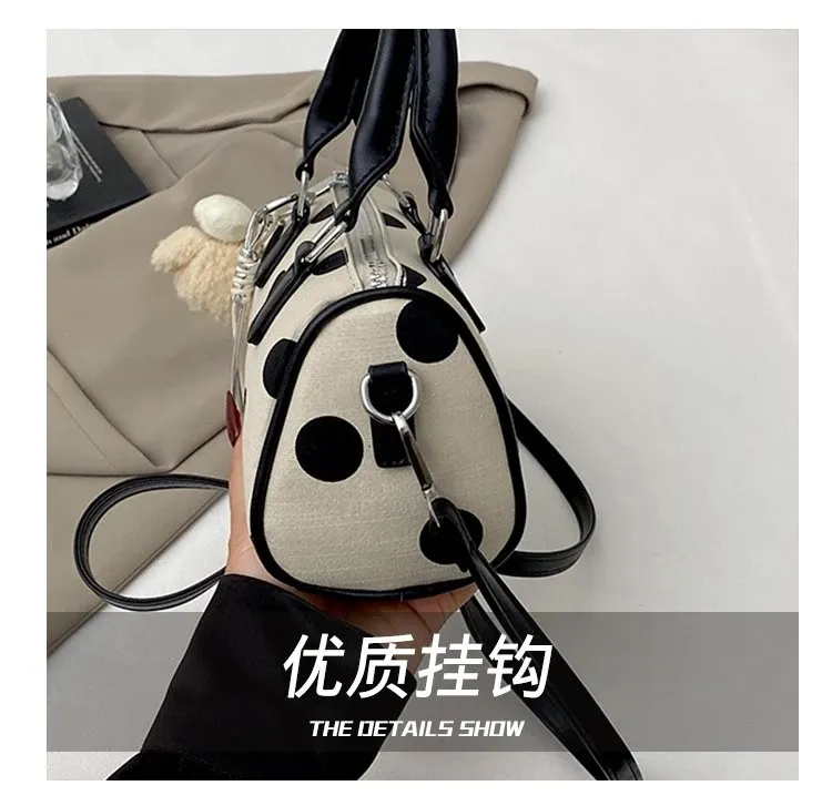 Tas Selempang Wanita Bahan PU Sintetis Motif Polkadot Warna Hitam Bentuk Kotak Resleting