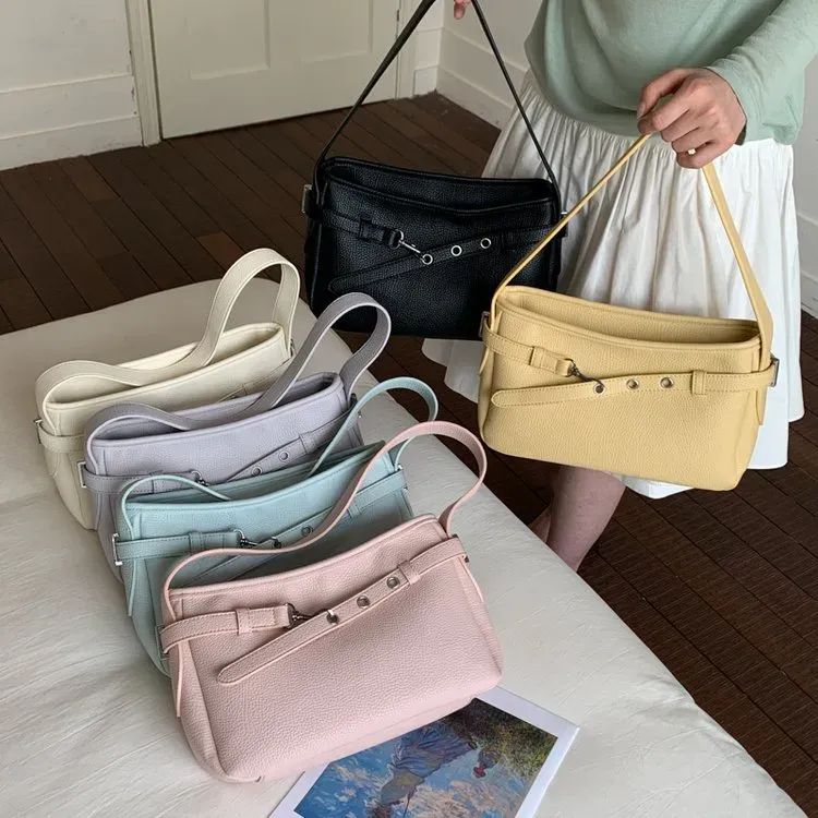 Tas Selempang Wanita Bahan PU Sintetis Tekstur Anyam Warna Biru Bentuk Crescent Grosir Import