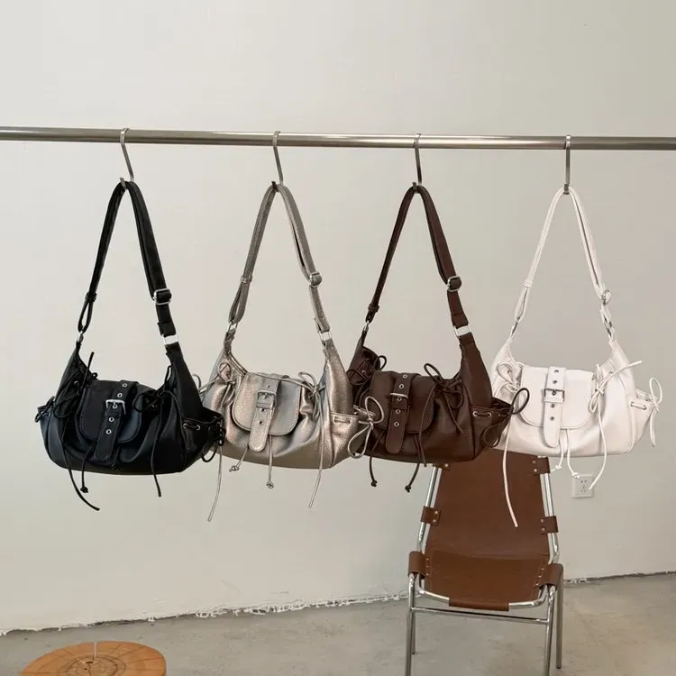 Tas Selempang Wanita Bahan PU Sintetis Tekstur Anyam Warna Biru Bentuk Crescent Grosir Import