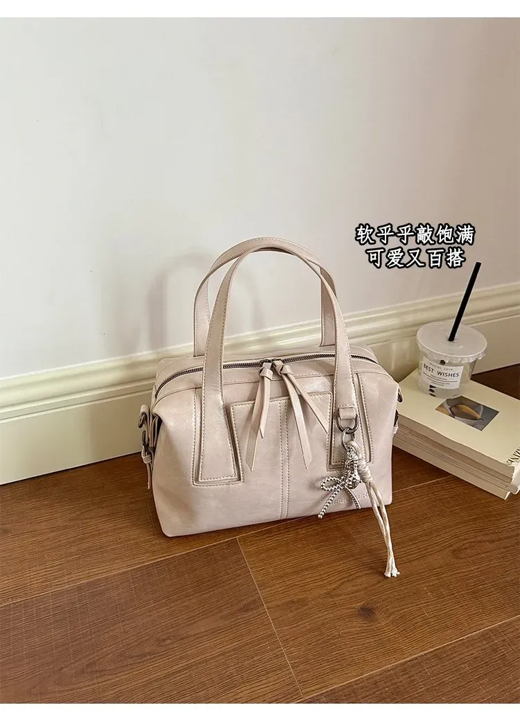 Tas Kosmetik Bahan PU Sintetis Polos Warna Hitam Bentuk Kotak Tali Panjang Grosir Import