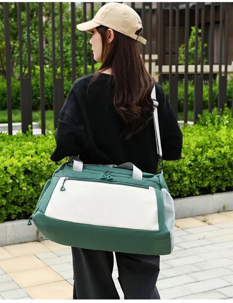 Tas Selempang Wanita Bahan Nylon Polos Warna Pink Bentuk Kotak Tali Lebar untuk Toko Online