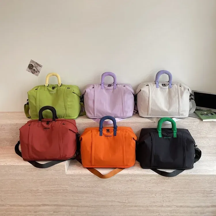Tas Selempang Wanita Bahan Nylon Polos Warna Hitam Bentuk Kotak Tali Lebar Grosir Import