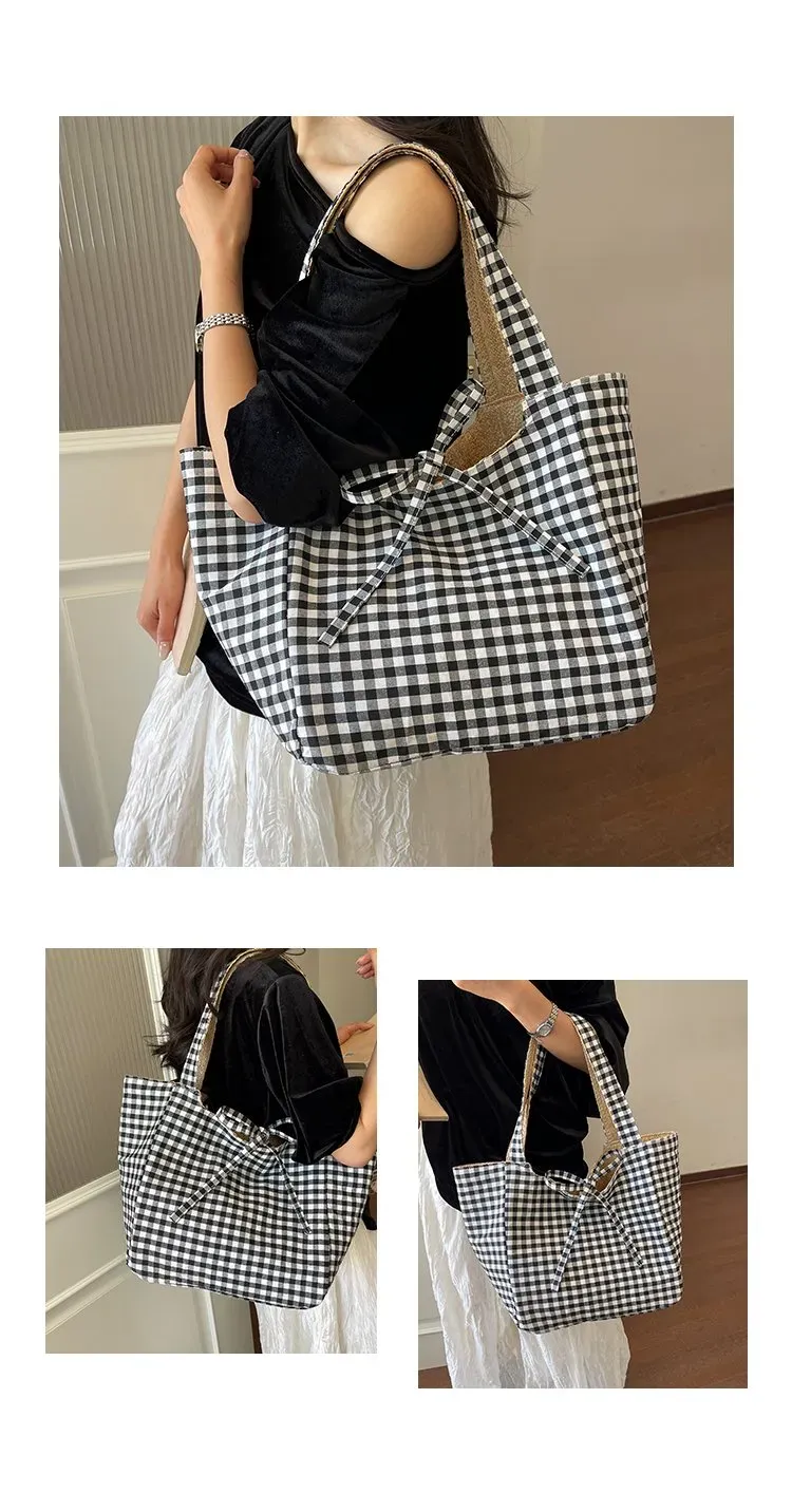 Tas Selempang Wanita Bahan PU Sintetis Motif Polkadot Warna Hitam Bentuk Kotak Model Minimalis