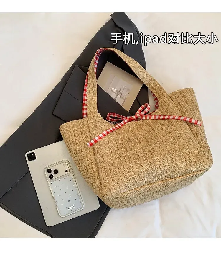 Tas Selempang Wanita Bahan PU Sintetis Motif Polkadot Warna Hitam Bentuk Kotak Model Minimalis