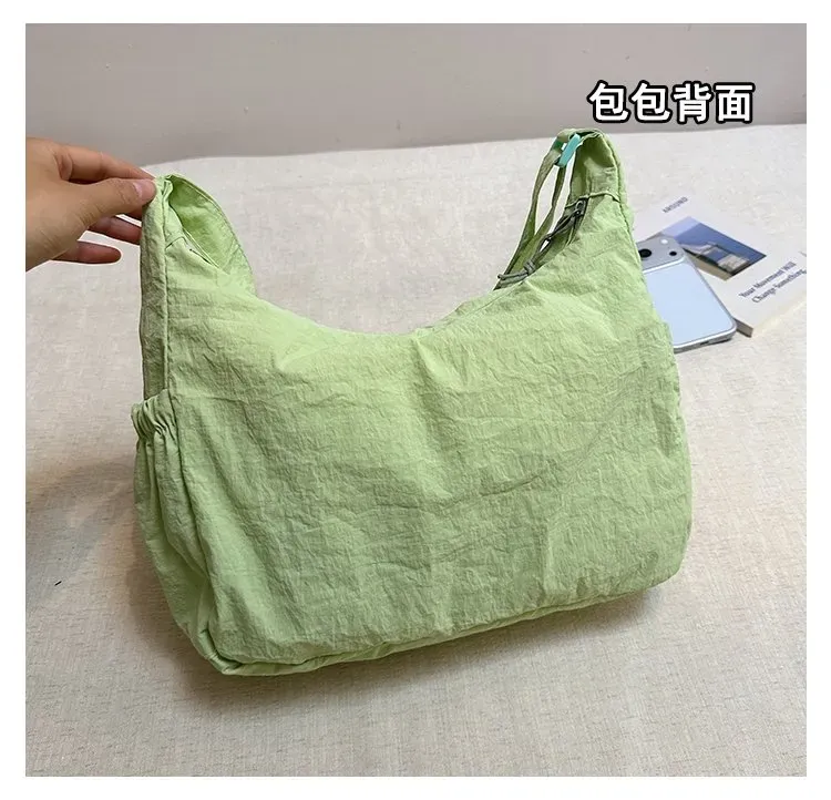 Tas Selempang Wanita Bahan Nylon Polos Warna Hijau Model Hobo Tali Panjang Grosir Import