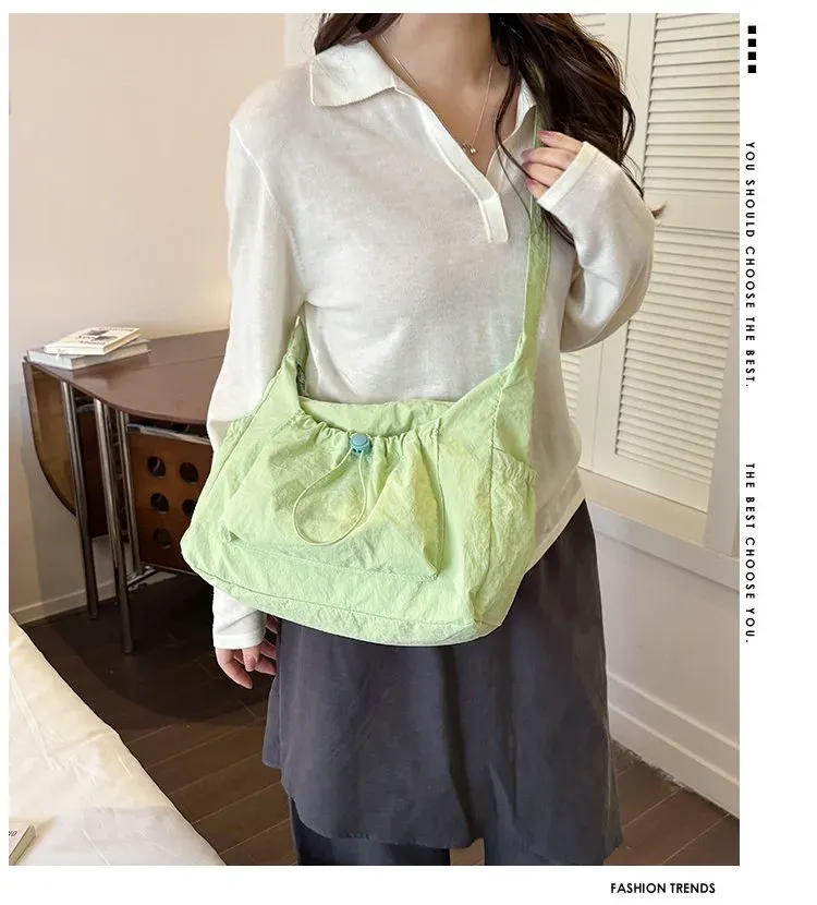 Tas Selempang Wanita Bahan Nylon Polos Warna Hijau Model Hobo Tali Panjang Grosir Import