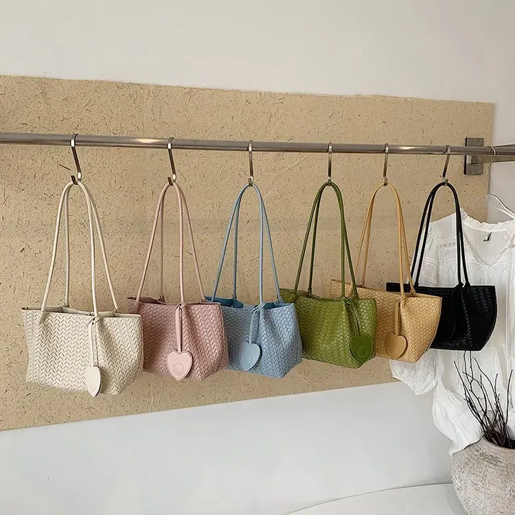 Tas Selempang Wanita Bahan PU Sintetis Motif Print Warna Putih Bentuk Kotak Tali Grosir Import