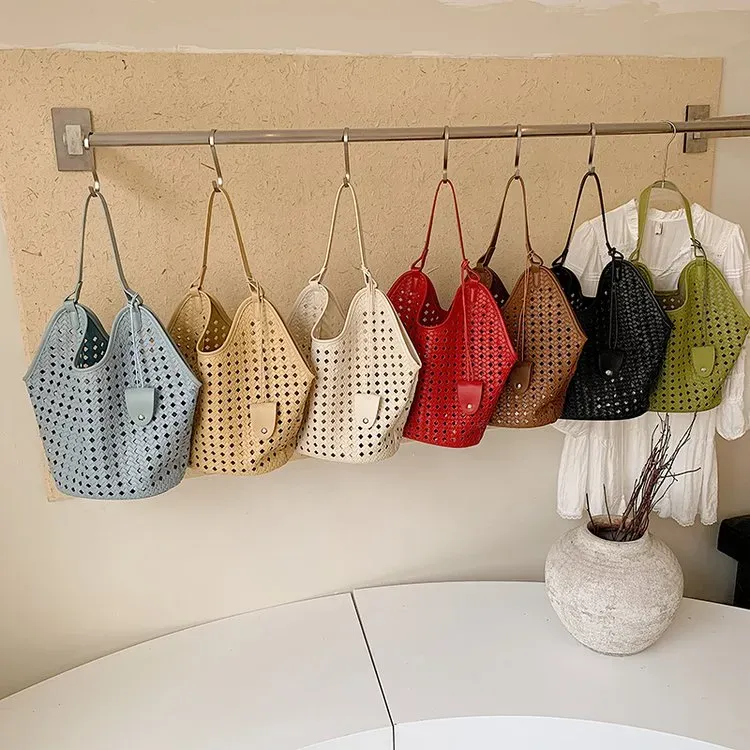 Tas Selempang Wanita Bahan PU Sintetis Motif Print Warna Putih Bentuk Kotak Tali Grosir Import