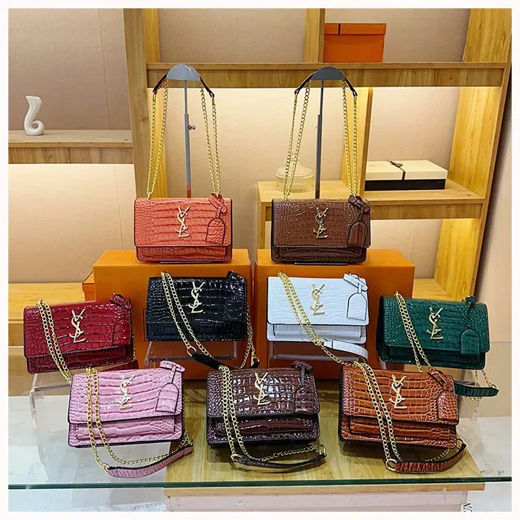 Tas Selempang Wanita Bahan PU Sintetis Model Quilted Warna Hitam Bentuk Kotak Stok China