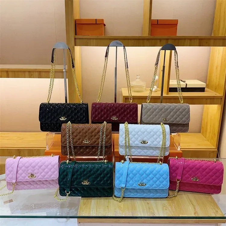 Tas Selempang Wanita Bahan PU Sintetis Model Quilted Warna Hitam Bentuk Kotak Stok China