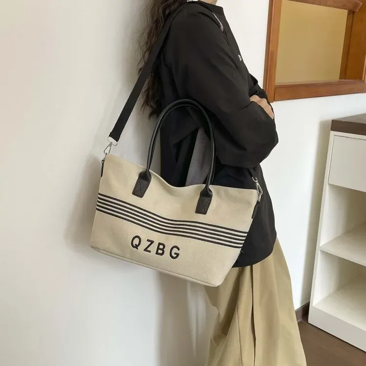 Tas Selempang Wanita Bahan PU Sintetis Polos Warna Biru Bentuk Kotak Tali Lebar Grosir Import