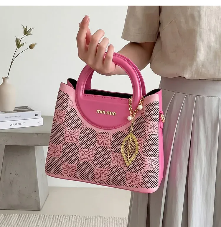 Tas Selempang Wanita Bahan PU Sintetis Polos Warna Pink Bentuk Kotak Tali Lebar Grosir Import
