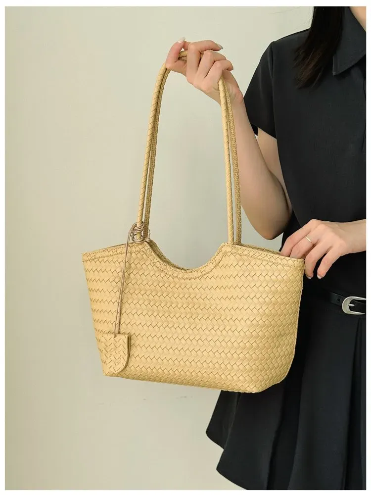 Tas Selempang Wanita Bahan PU Sintetis Model Quilted Bentuk Kotak Tali Panjang Grosir Import