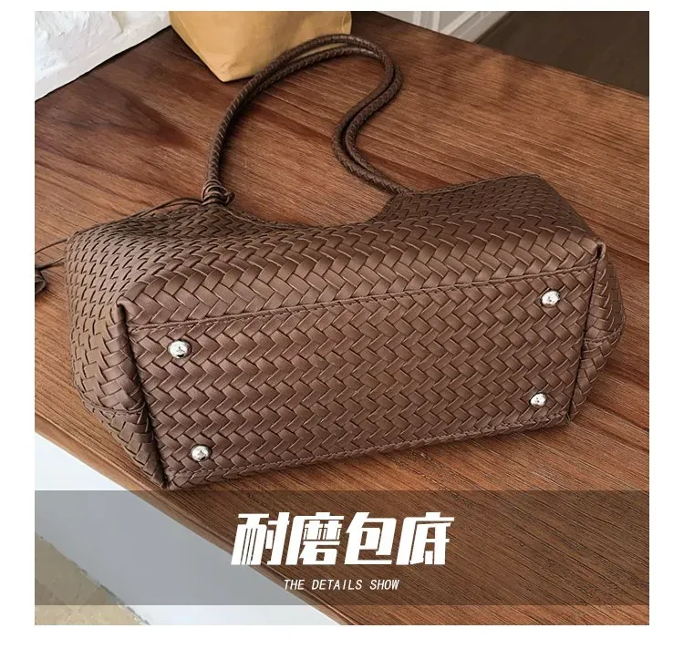 Tas Selempang Wanita Bahan PU Sintetis Model Quilted Bentuk Kotak Tali Panjang Grosir Import