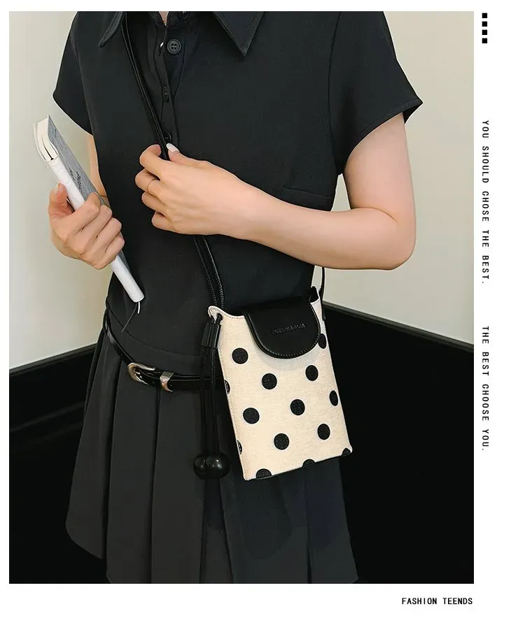 Tas Selempang Wanita Bahan PU Sintetis Motif Polkadot Bentuk Kotak Tali Panjang Resleting