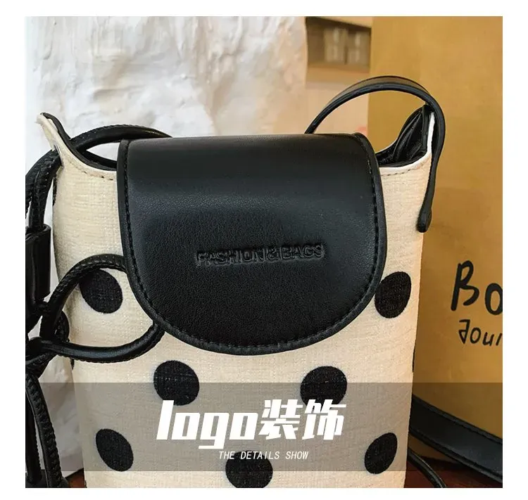 Tas Selempang Wanita Bahan PU Sintetis Motif Polkadot Bentuk Kotak Tali Panjang Resleting