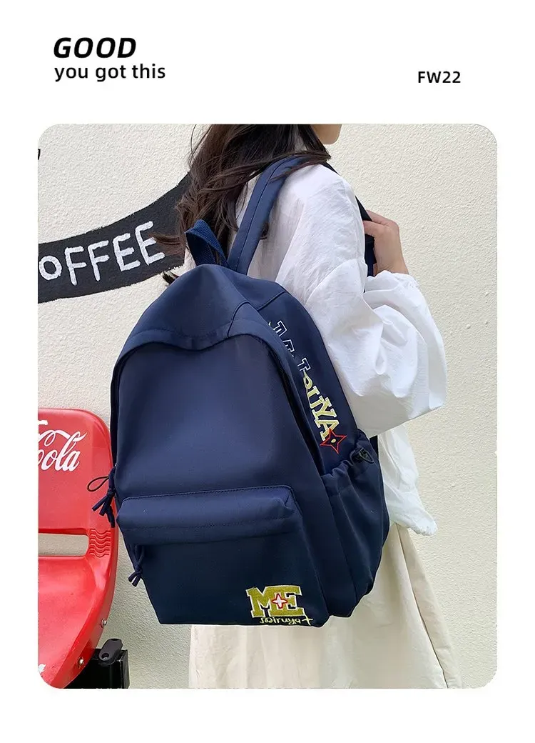Tas Ransel Wanita Bahan Nylon Polos Warna Putih Bentuk Kotak Tali Lebar Resleting Koleksi