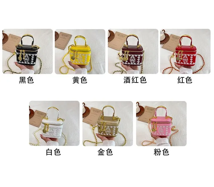 Tas Selempang Wanita Bahan PU Sintetis Motif Print Warna Hitam Bentuk Kotak Tali Resleting