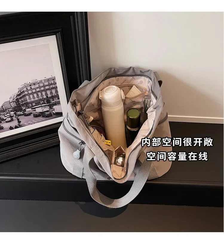 Tas Selempang Wanita Bahan Nylon Polos Warna Abu-Abu Bentuk Kotak Tali Lebar Grosir Import
